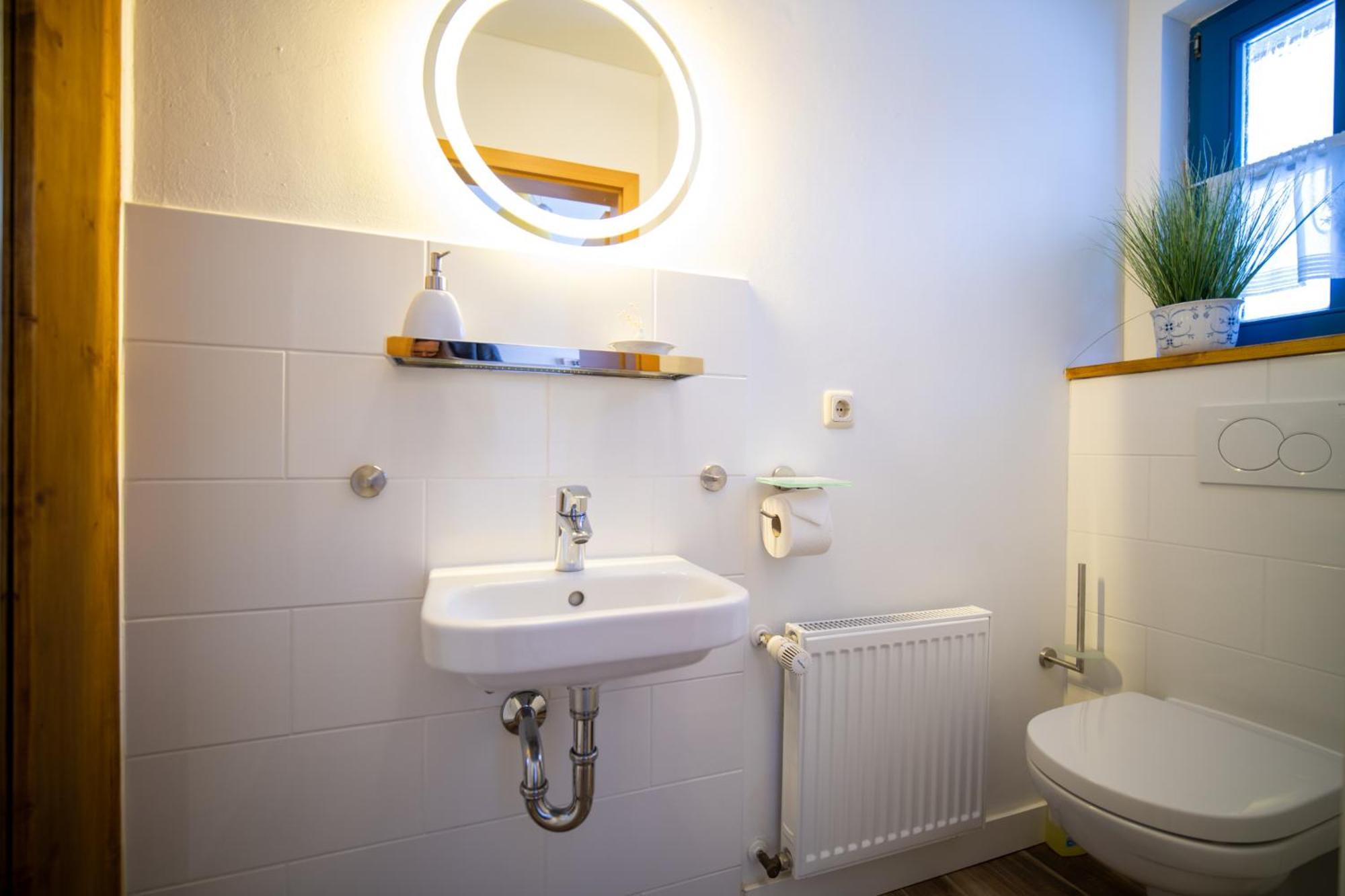 Reetdachhaus Holunder 2 Villa Puddemin Luaran gambar
